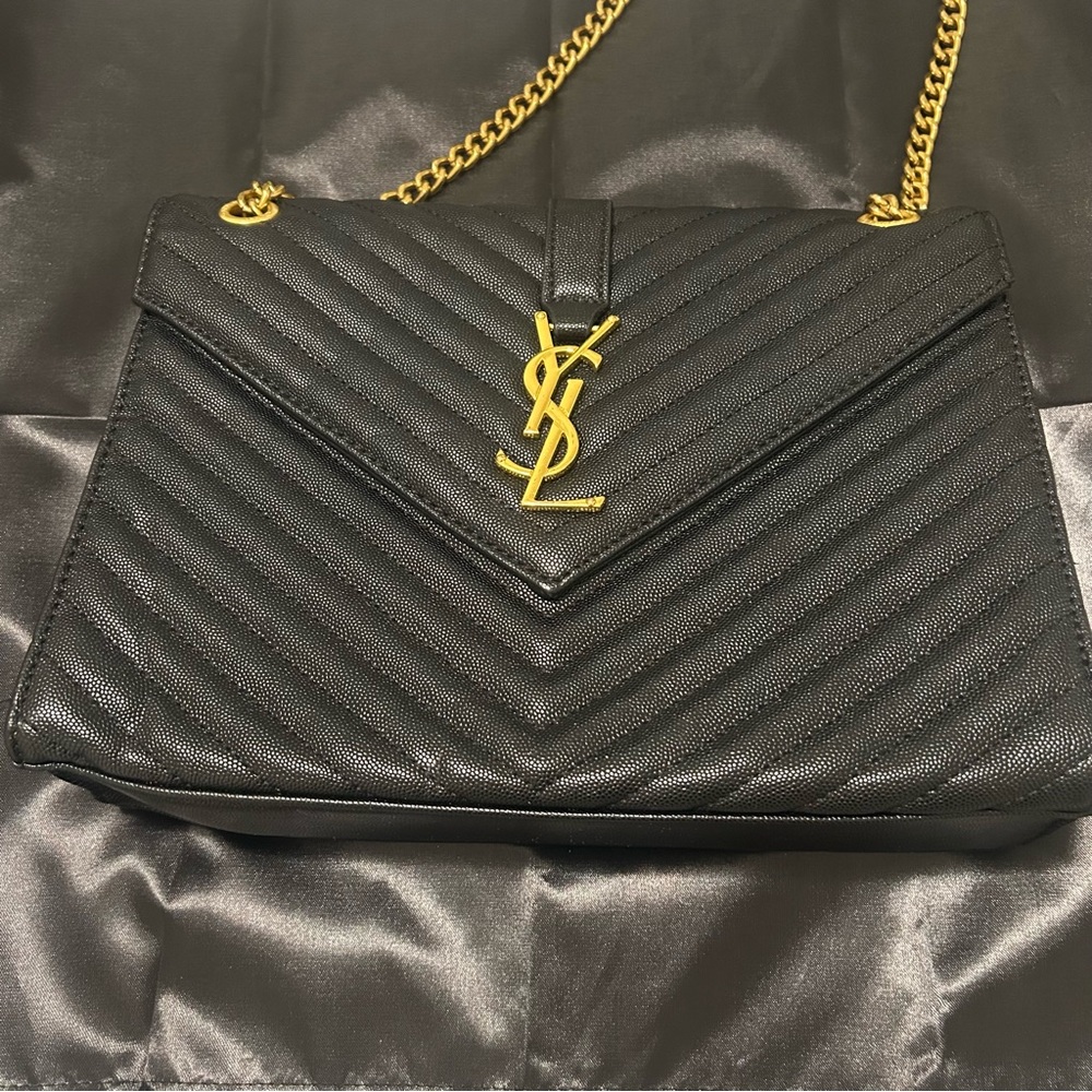 Luxury Black Quilted Women's Bag - Picture 8 of 8